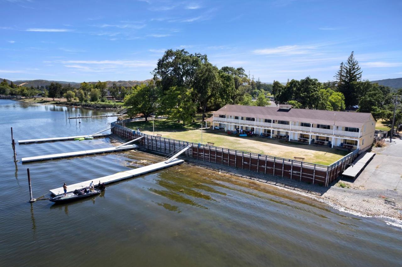 Skylark Shores Resort Lakeport Exterior photo