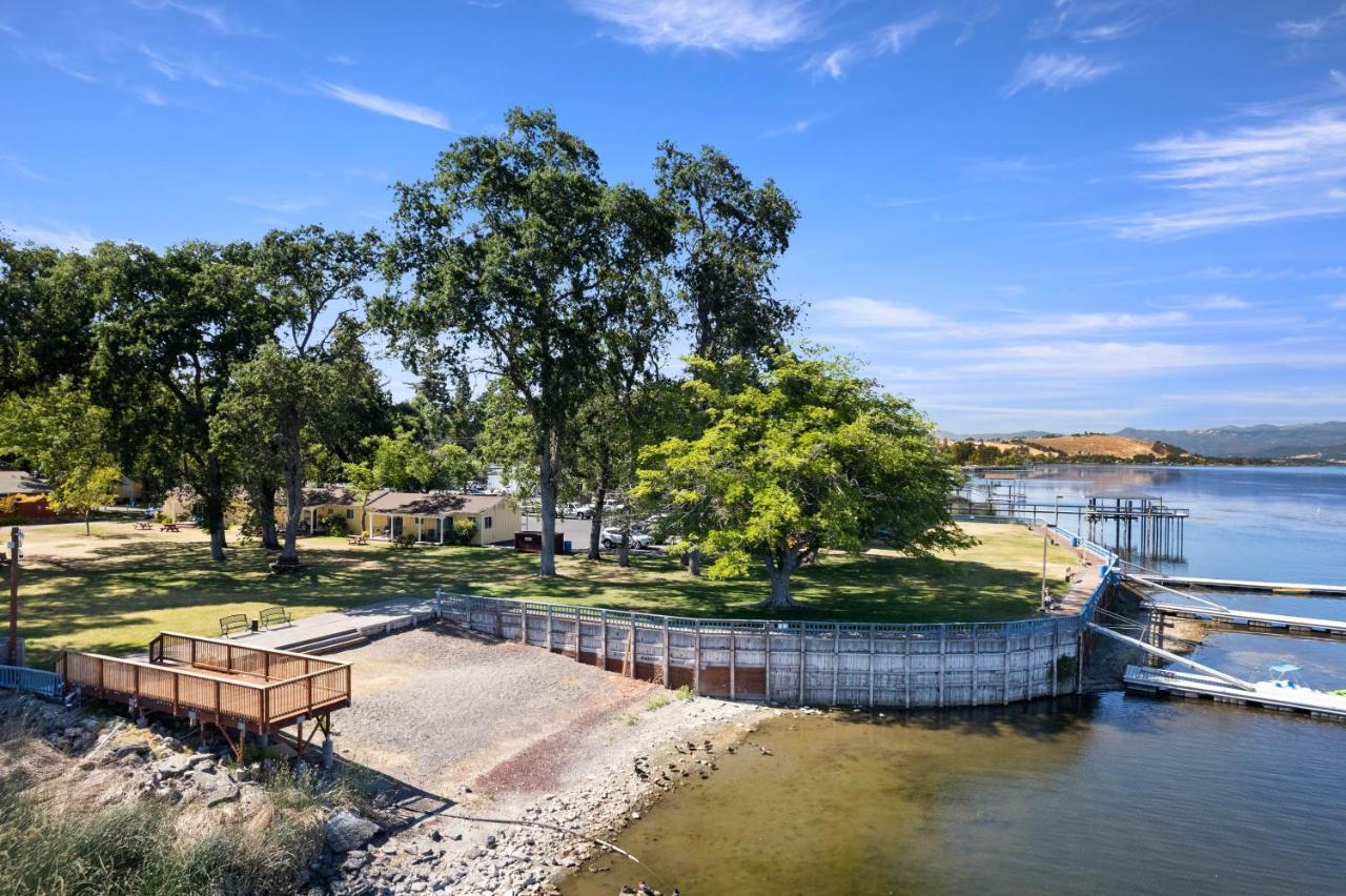 Skylark Shores Resort Lakeport Exterior photo